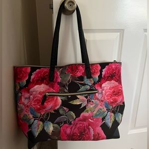 Victoria’s Secret tote